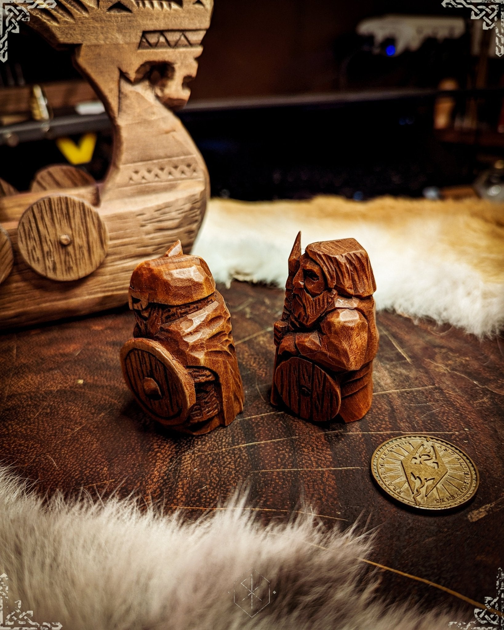 Dark Crew - Hand-carved Wooden Statues - thenordicwizardthenordicwizard